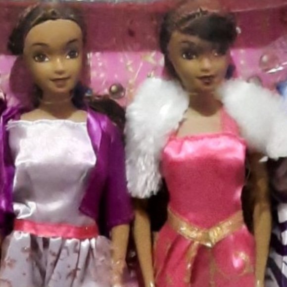 ⚫ $ 8.00 Doll with Extra Outfit Happy Holidays Dolls - Picture 5 of 5